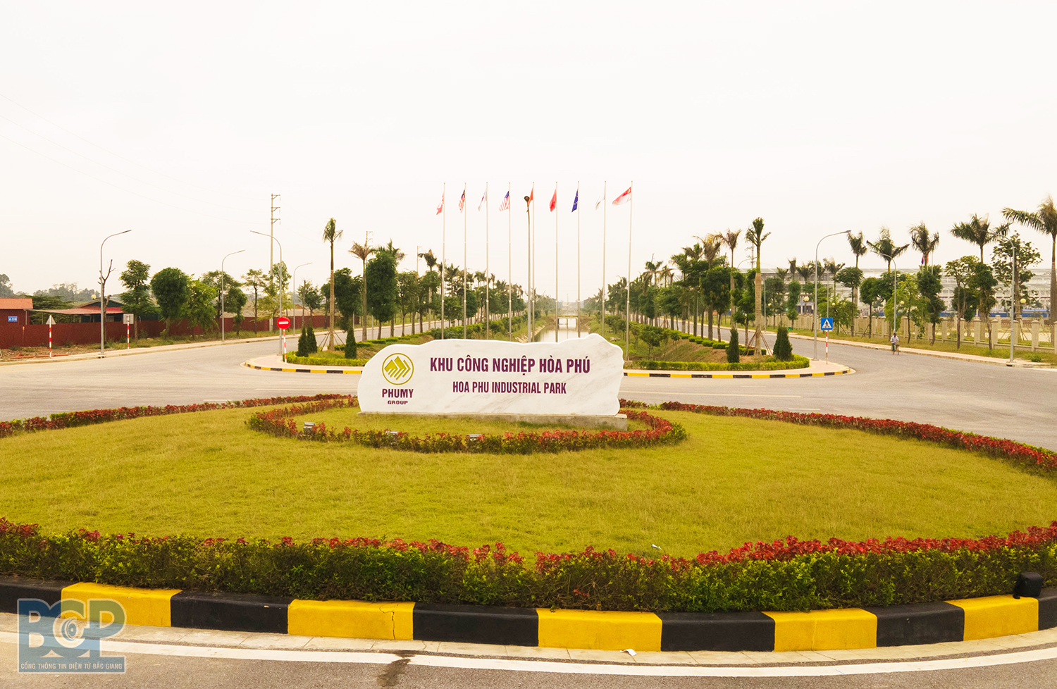 Bắc Giang: 22 doanh nghiệp đầu tư vào Khu công nghiệp Hòa Phú