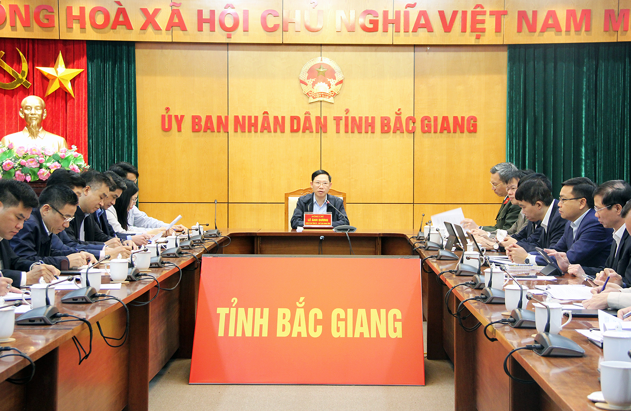 Chủ tịch UBND tỉnh Lê Ánh Dương làm việc với Ban Quản lý các Khu công nghiệp tỉnh|https://bqlkcn.bacgiang.gov.vn/chi-tiet-tin-tuc/-/asset_publisher/xme8LCPEx4VA/content/chu-tich-ubnd-tinh-le-anh-duong-lam-viec-voi-ban-quan-ly-cac-khu-cong-nghiep-tinh